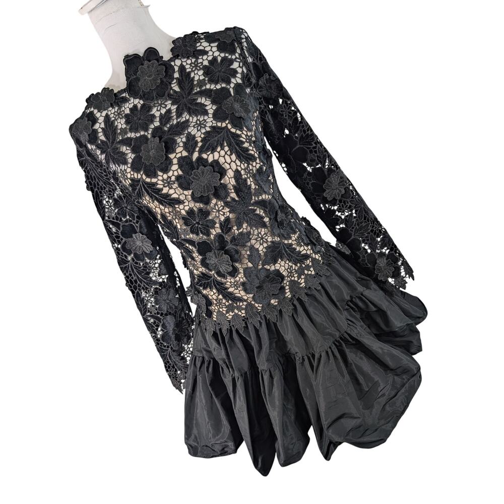 NWT@$269! ANTONIO MELANI/EMILY HERTZ! BLACK FLORAL LACE, RAW SATIN DRESS! SZ 6 - Picture 2 of 16